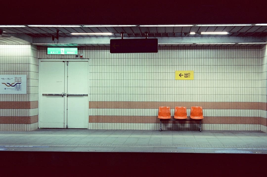 宋佳佟丽娅电影《轻于鸿毛》七夕定量点映 带上姐妹一同高兴动身